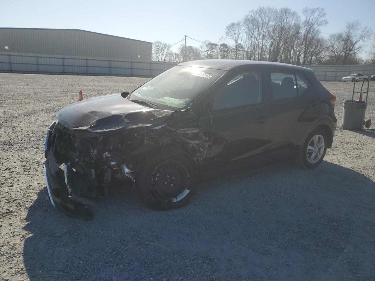NISSAN KICKS 2024