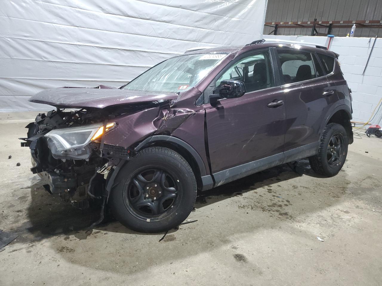 TOYOTA RAV4 LE 2016