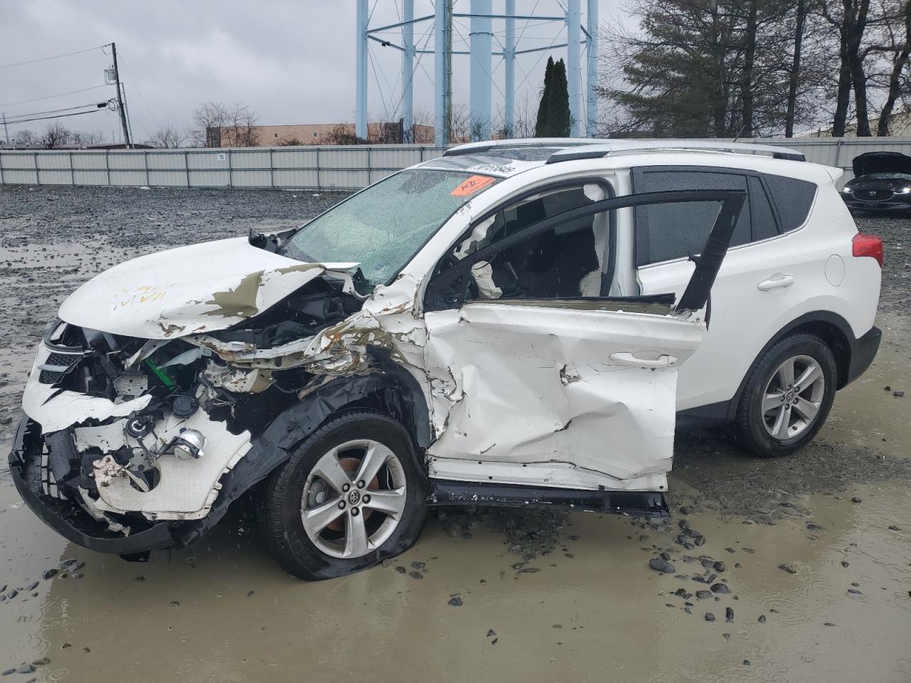 TOYOTA RAV4 XLE 2015