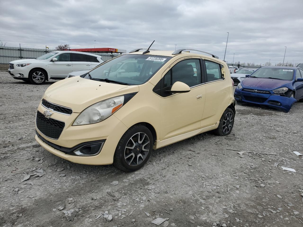 CHEVROLET SPARK 2LT 2013