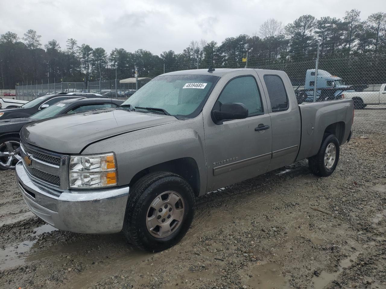 CHEVROLET SILVERADO 2013