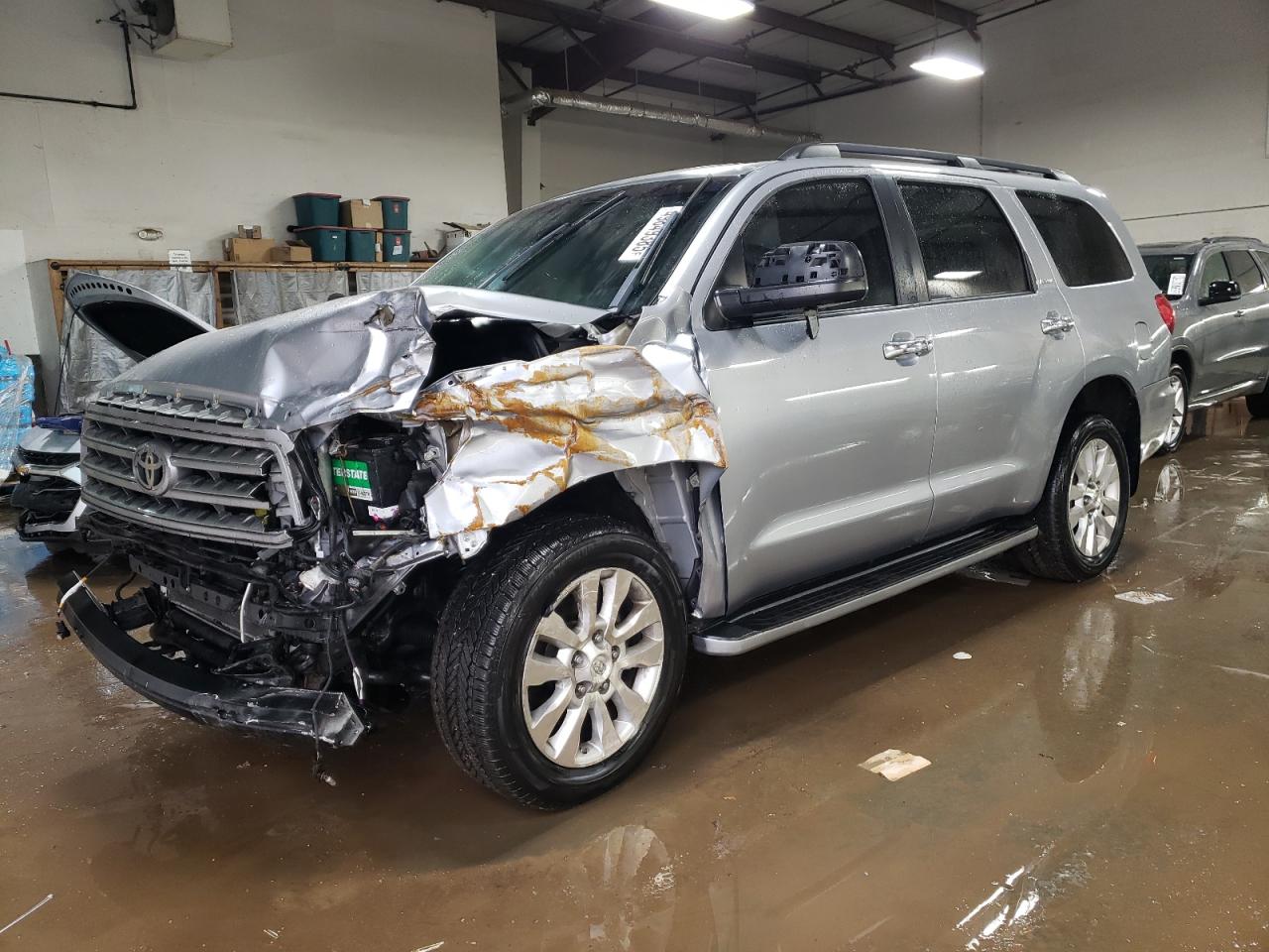 TOYOTA SEQUOIA PL 2011