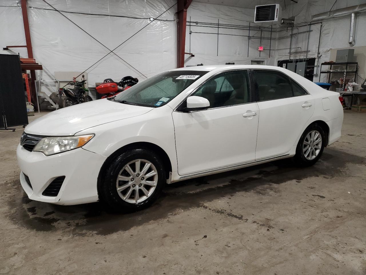 TOYOTA CAMRY BASE 2012