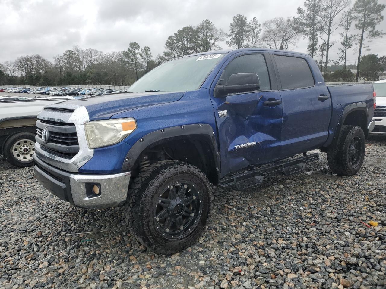 TOYOTA TUNDRA CRE 2015