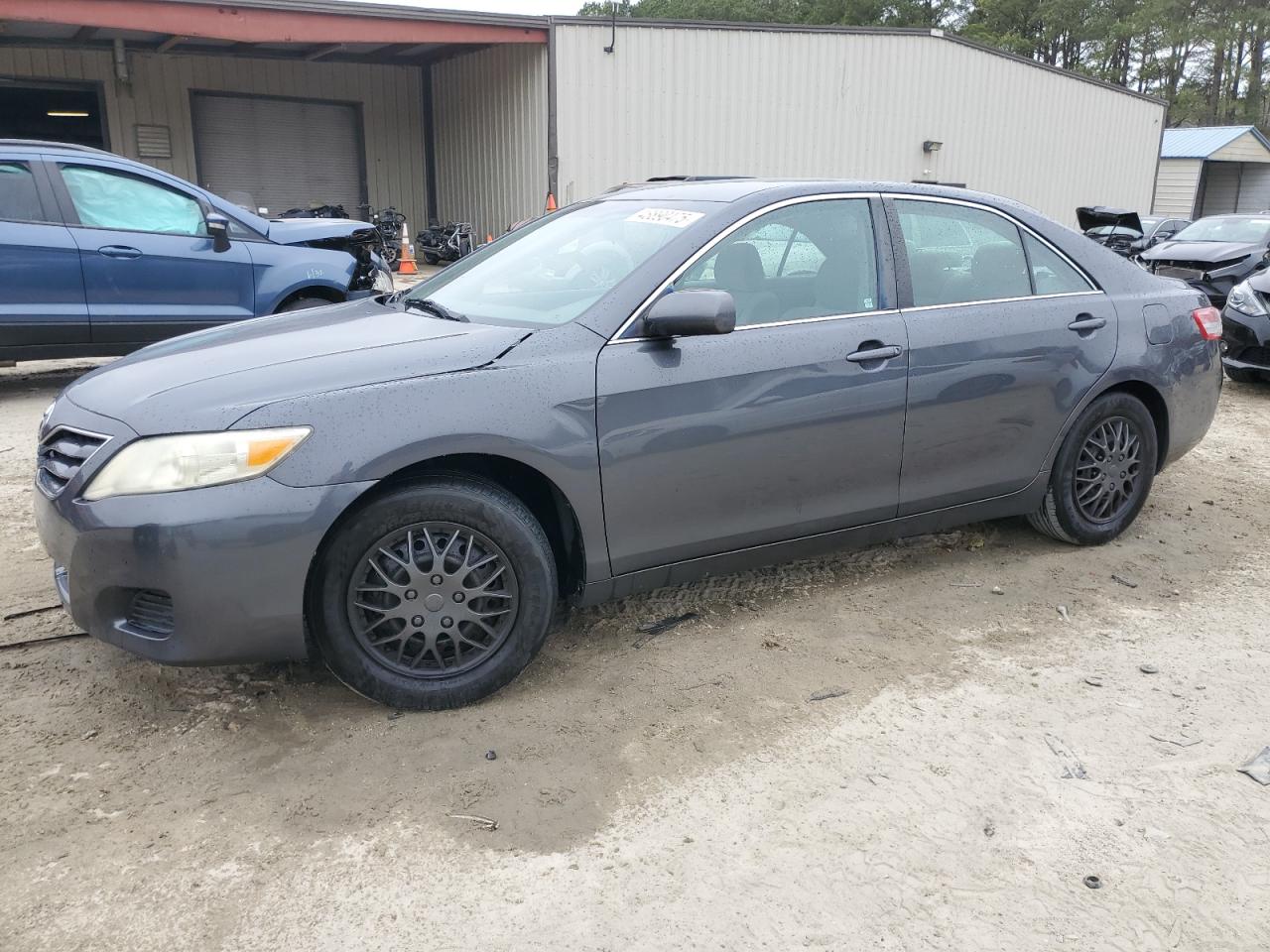 TOYOTA CAMRY BASE 2011