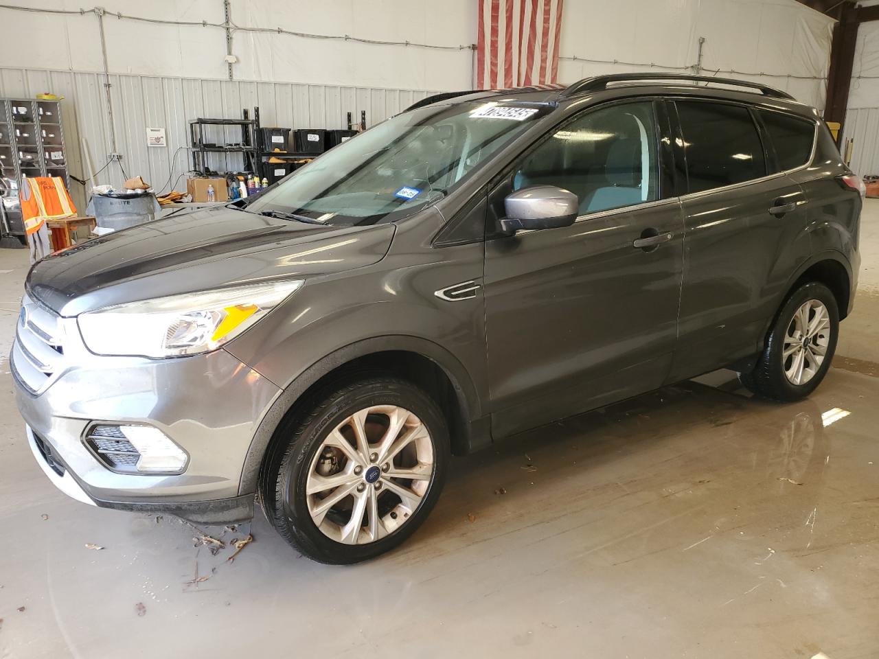FORD ESCAPE SE 2018