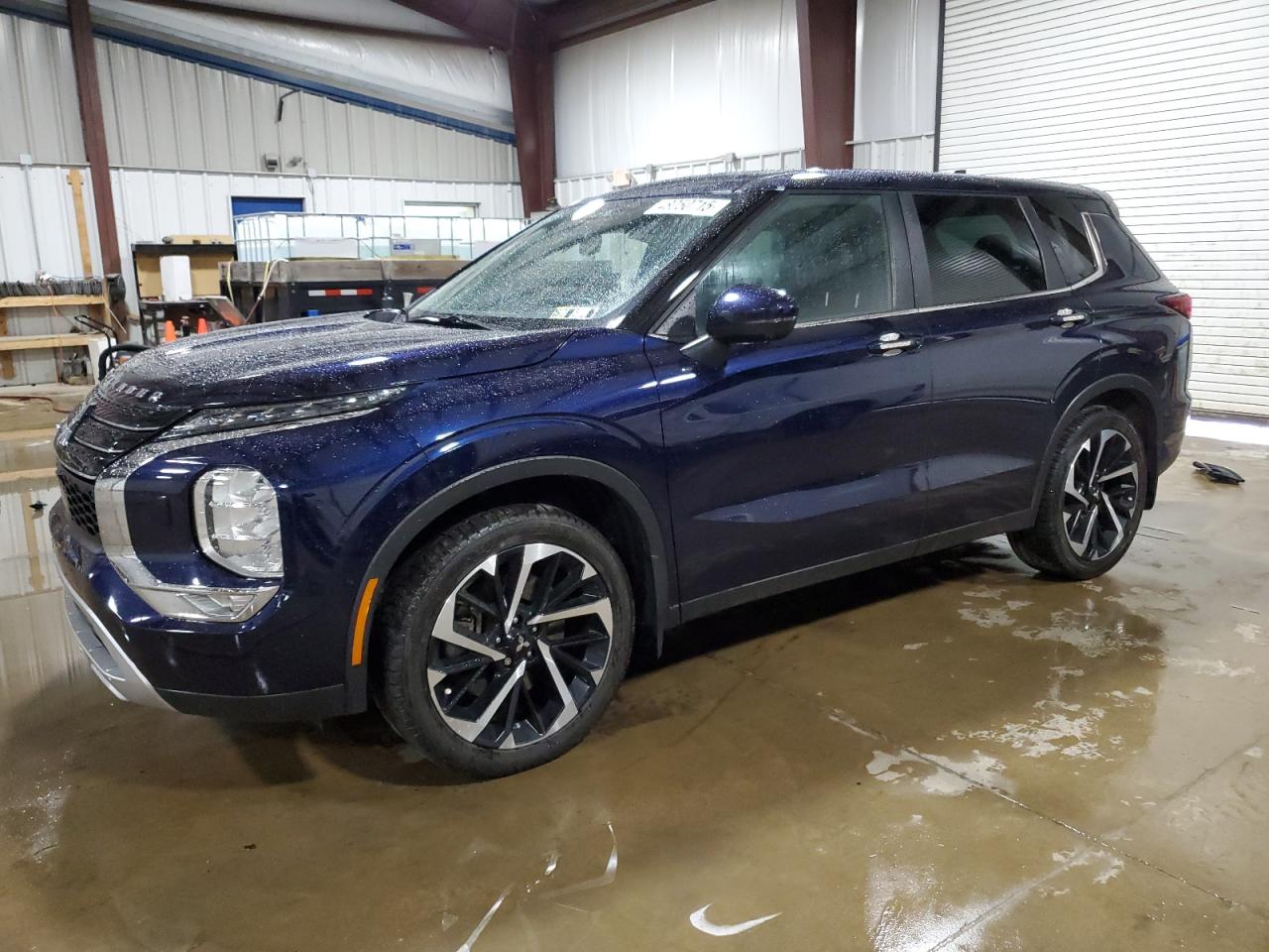 MITSUBISHI OUTLANDER 2023
