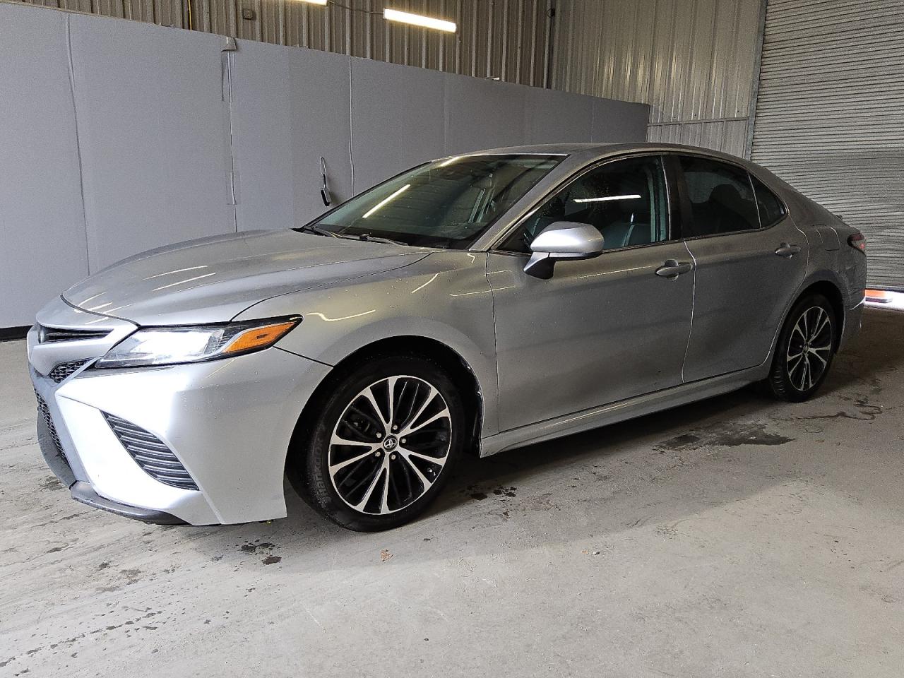 TOYOTA CAMRY SE 2019
