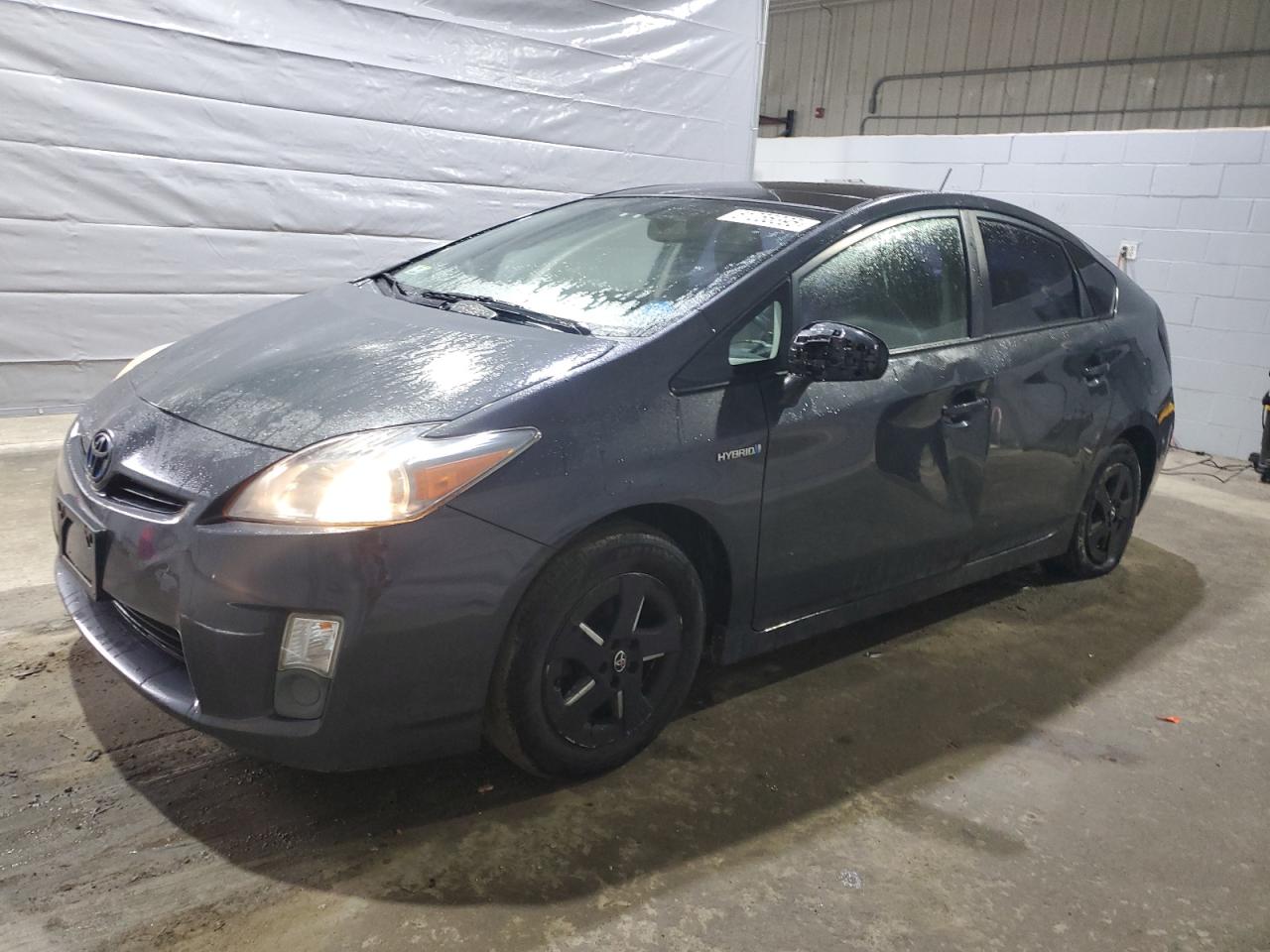 TOYOTA PRIUS 2010