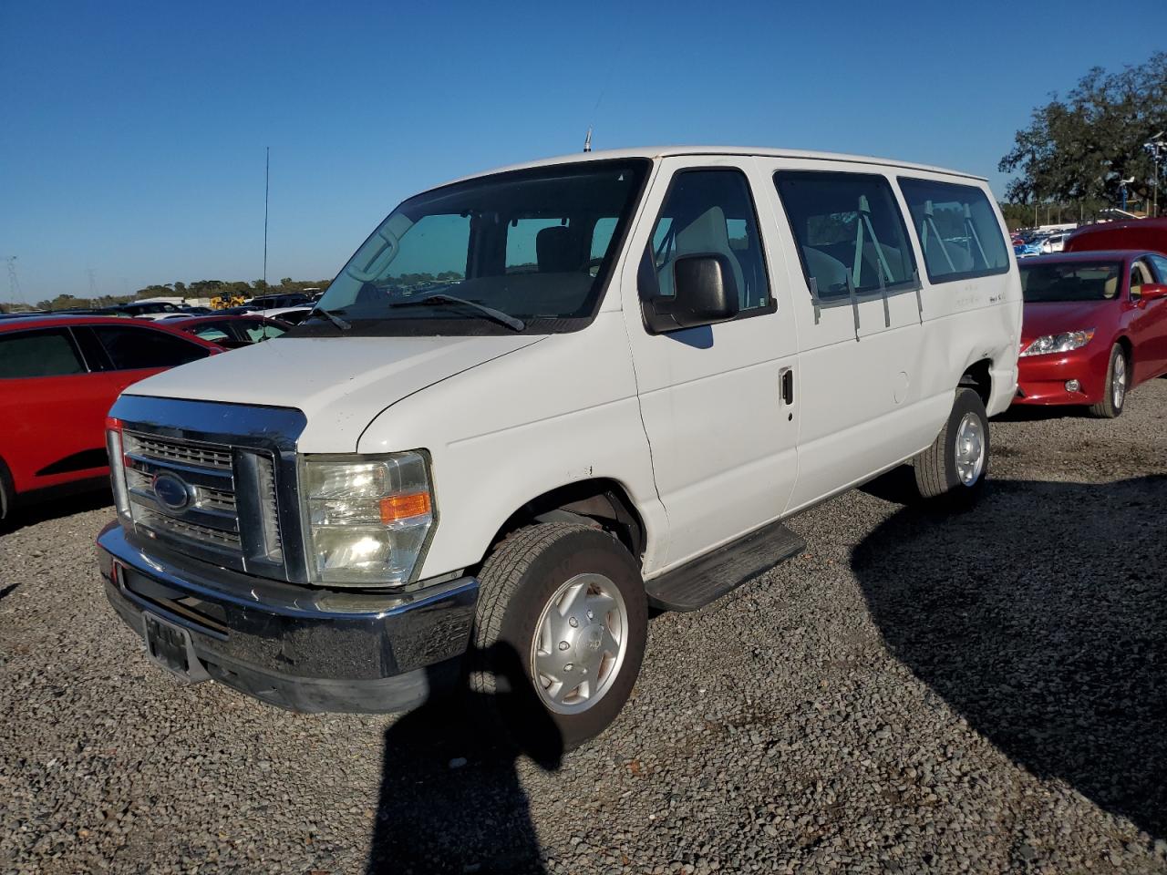 FORD ECONOLINE 2012