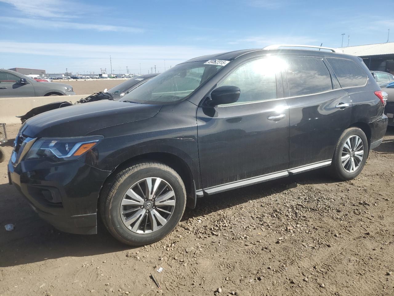 NISSAN PATHFINDER 2017