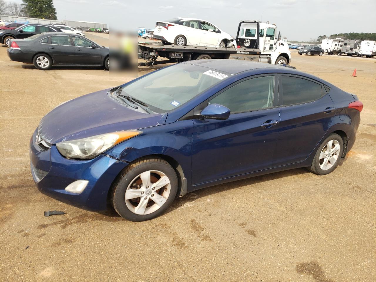 HYUNDAI ELANTRA GL 2013