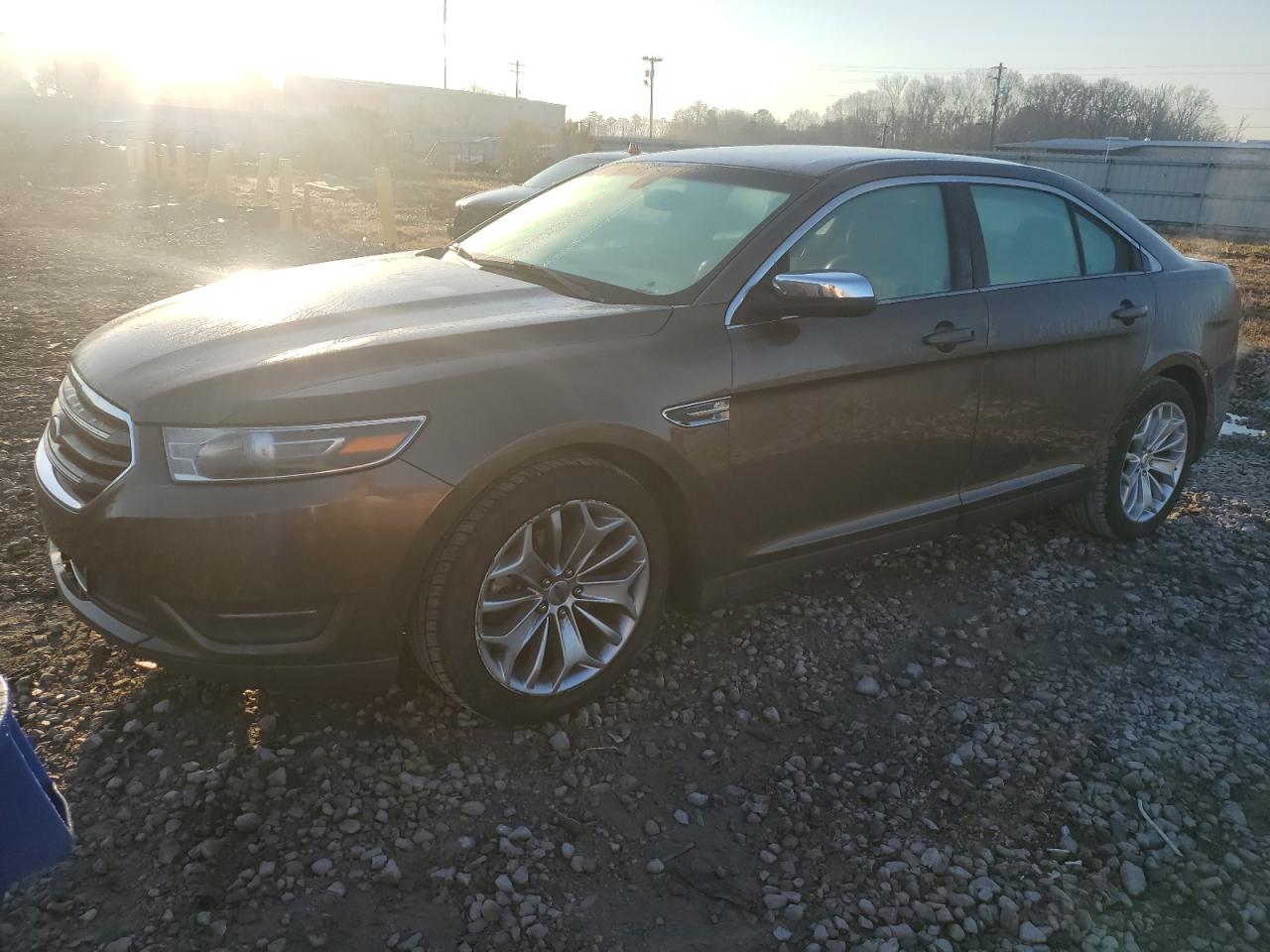 FORD TAURUS LIM 2015