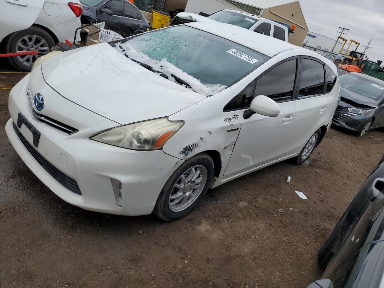 TOYOTA PRIUS V 2012