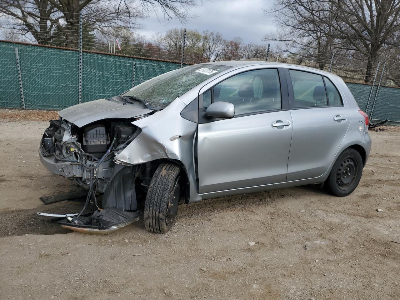 TOYOTA YARIS 2011