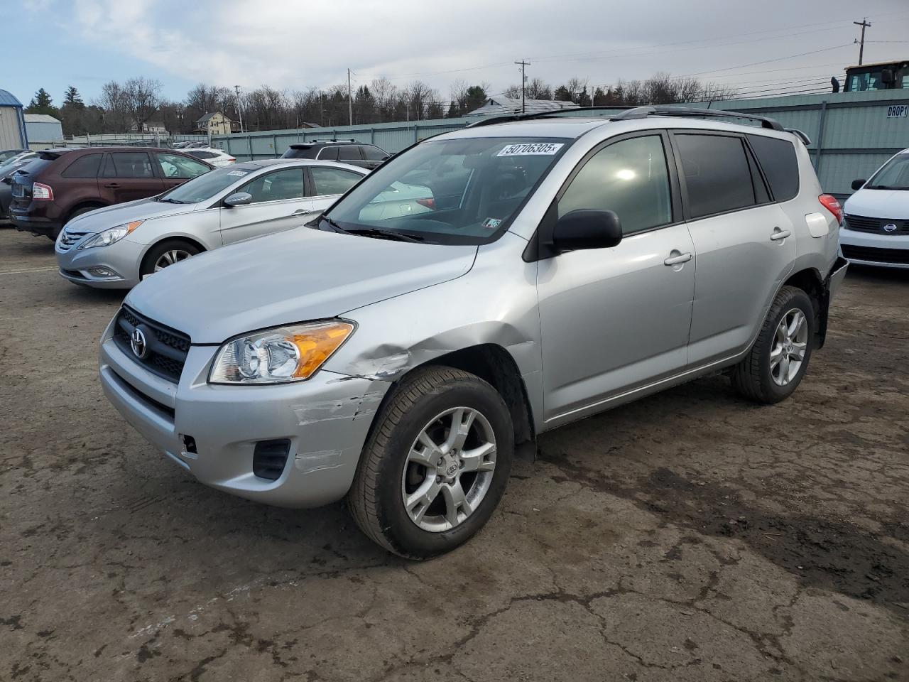 TOYOTA RAV4 2011