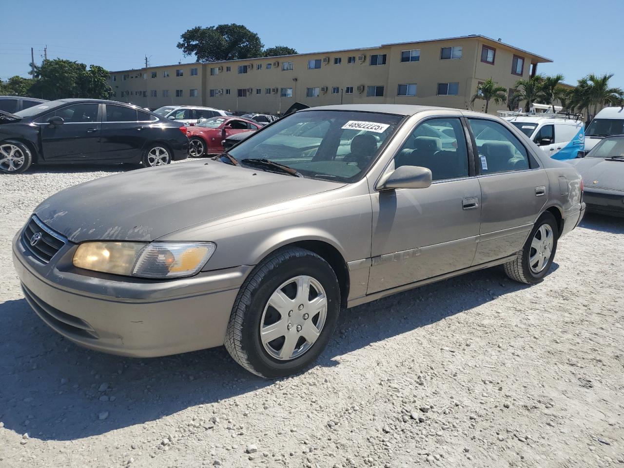 TOYOTA CAMRY CE 2000