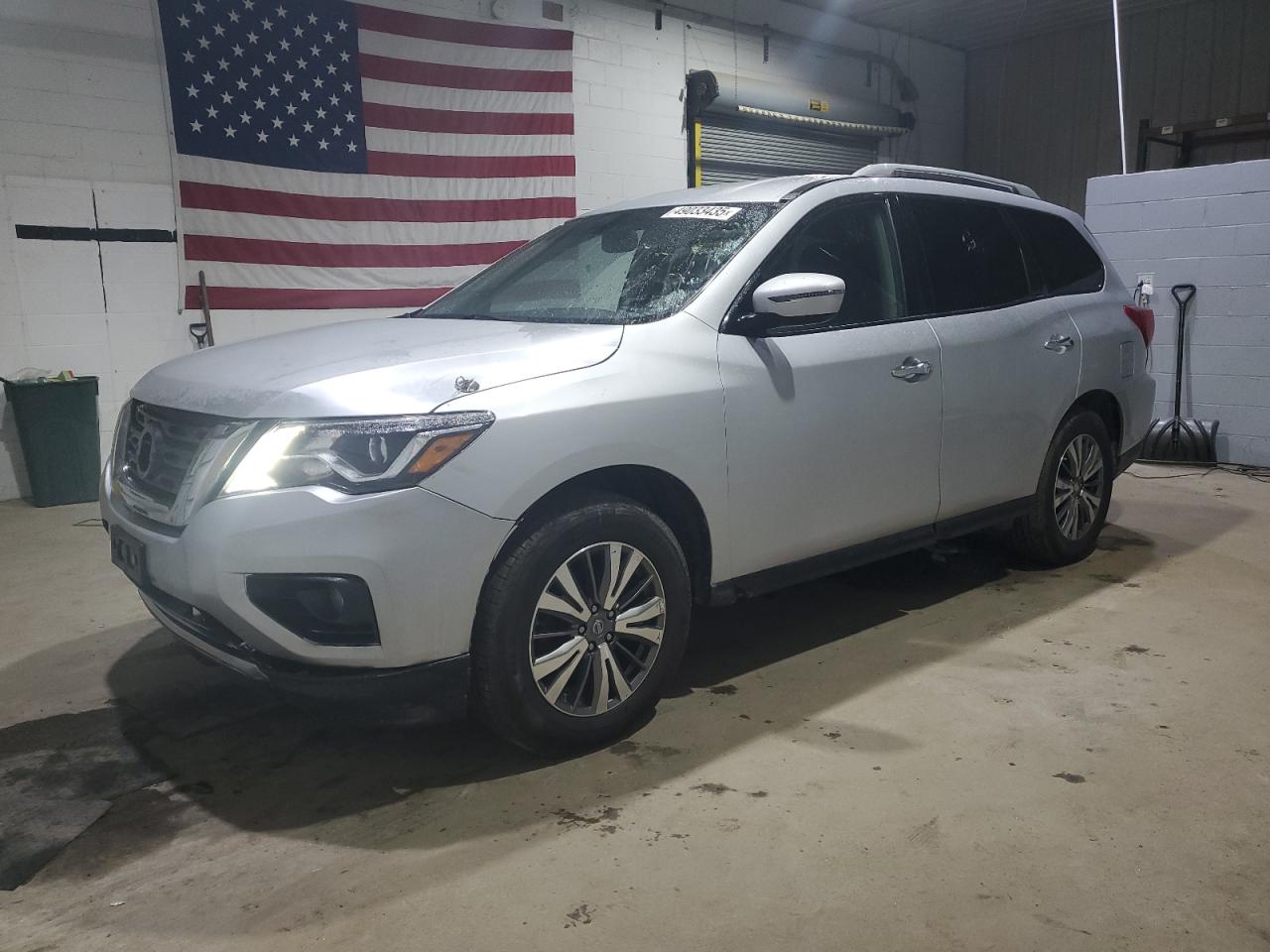 NISSAN PATHFINDER 2018