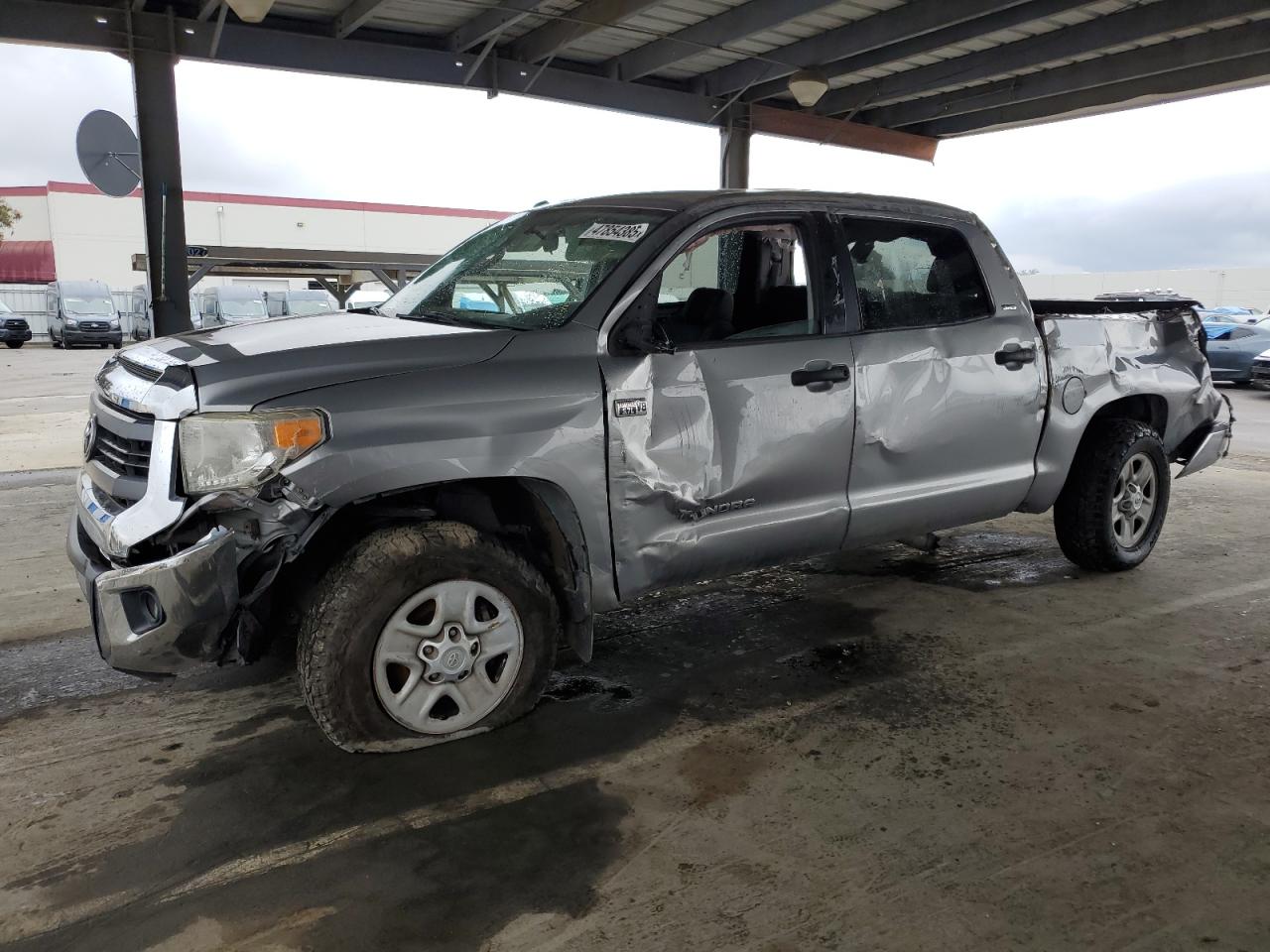 TOYOTA TUNDRA CRE 2015