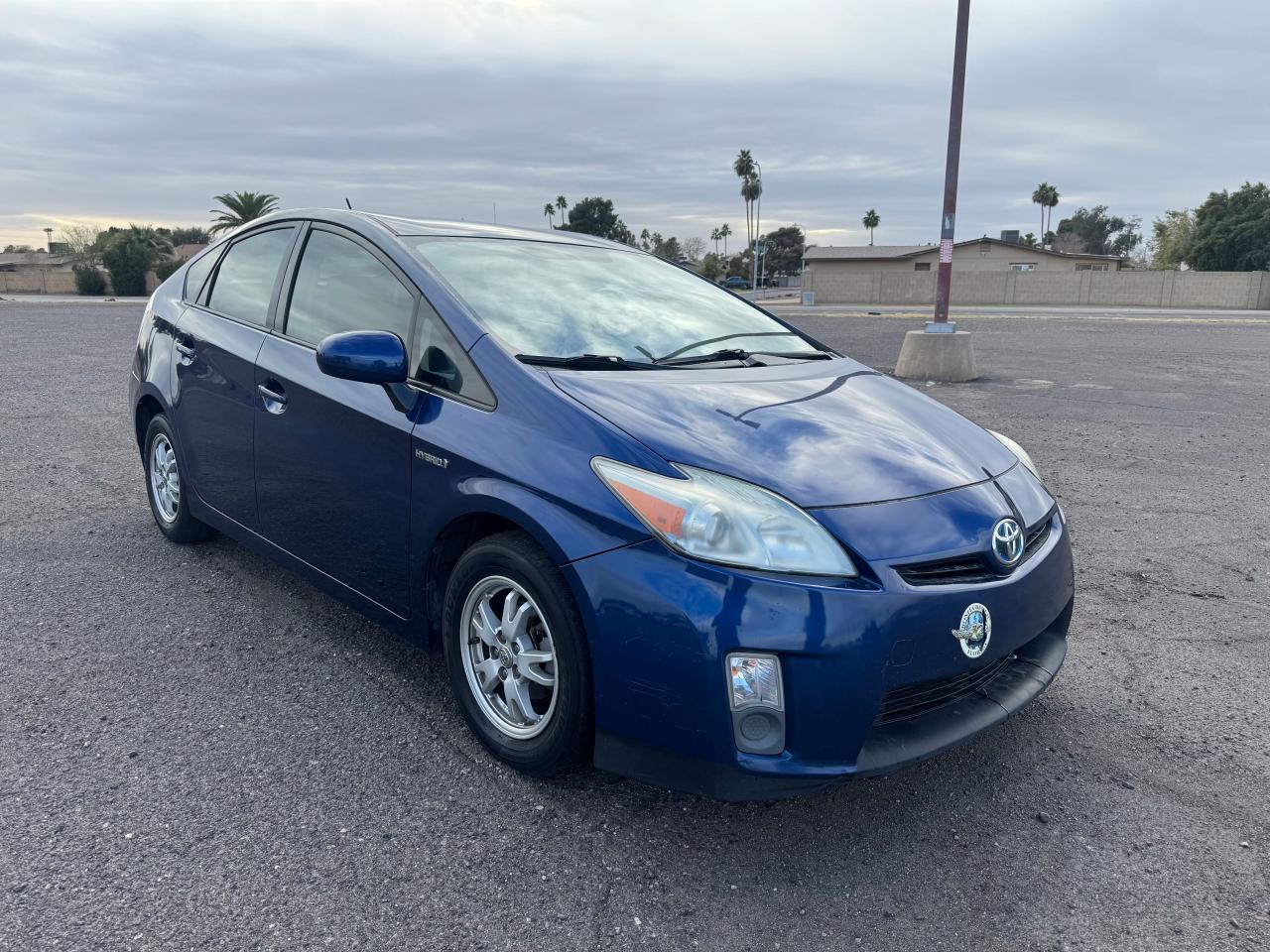 TOYOTA PRIUS 2011