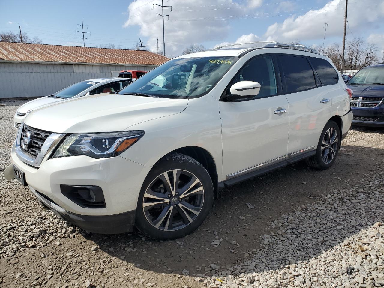 NISSAN PATHFINDER 2018