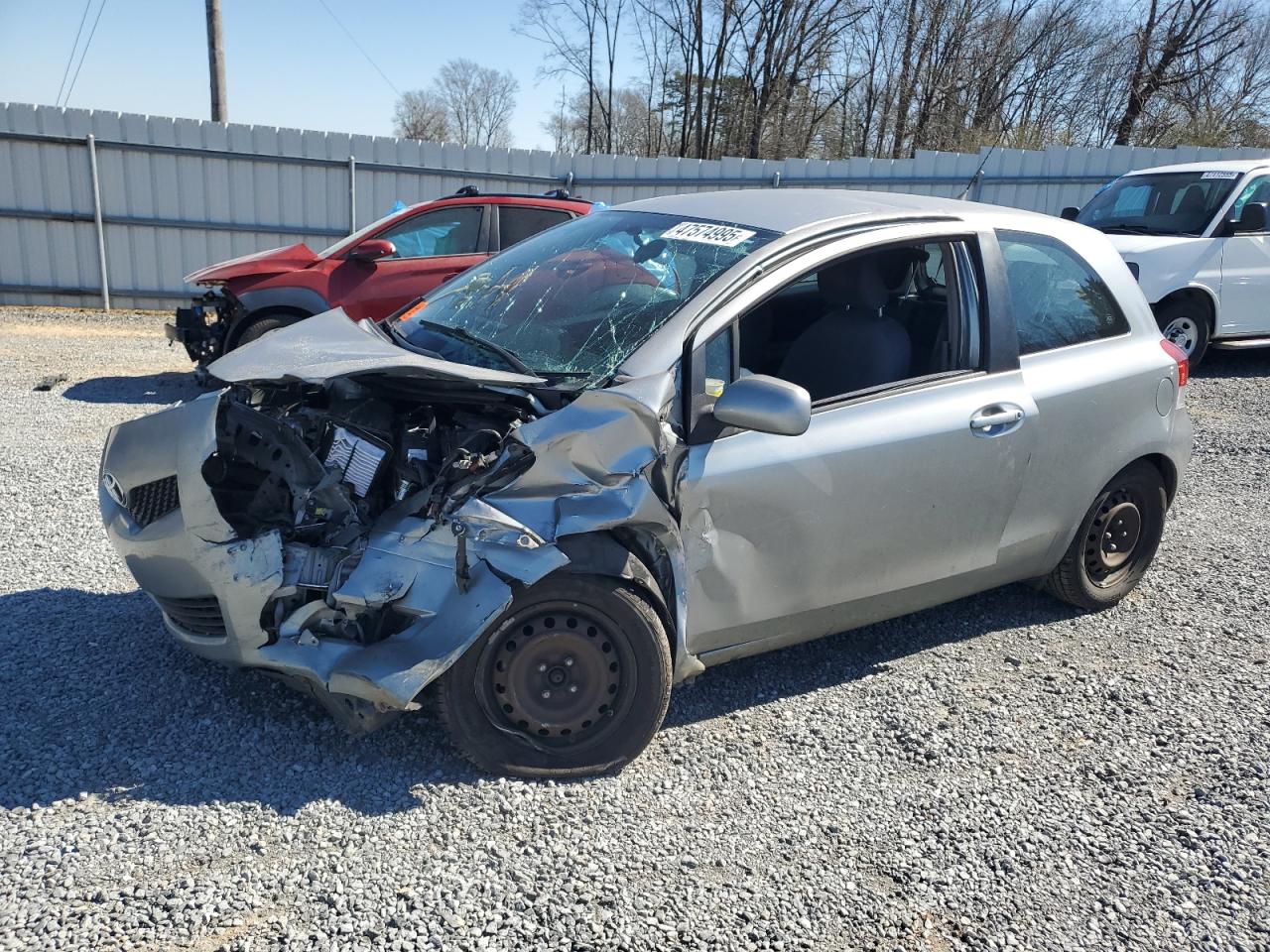 TOYOTA YARIS 2011