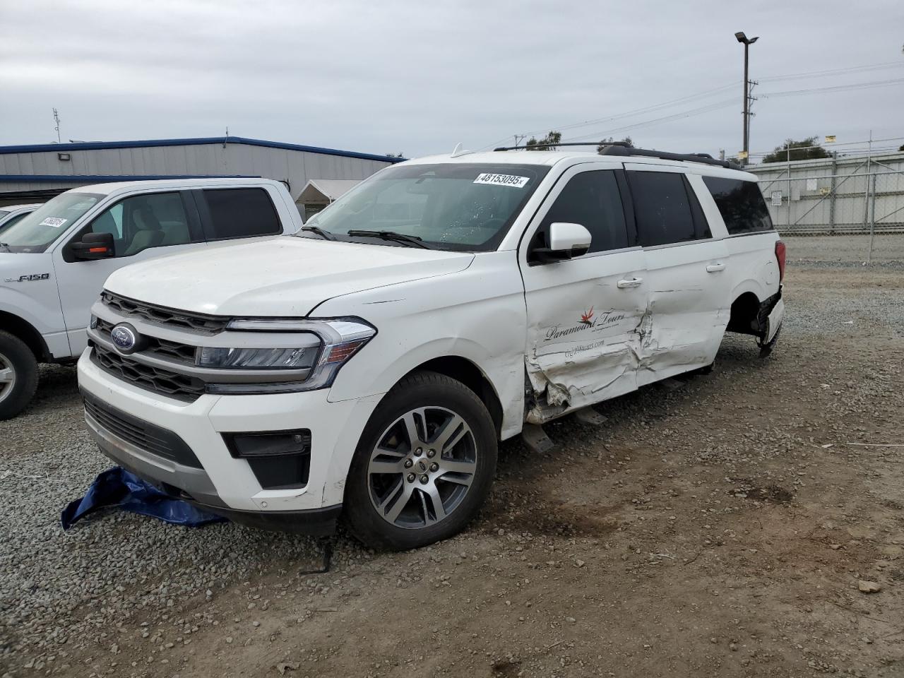 FORD EXPEDITION 2023