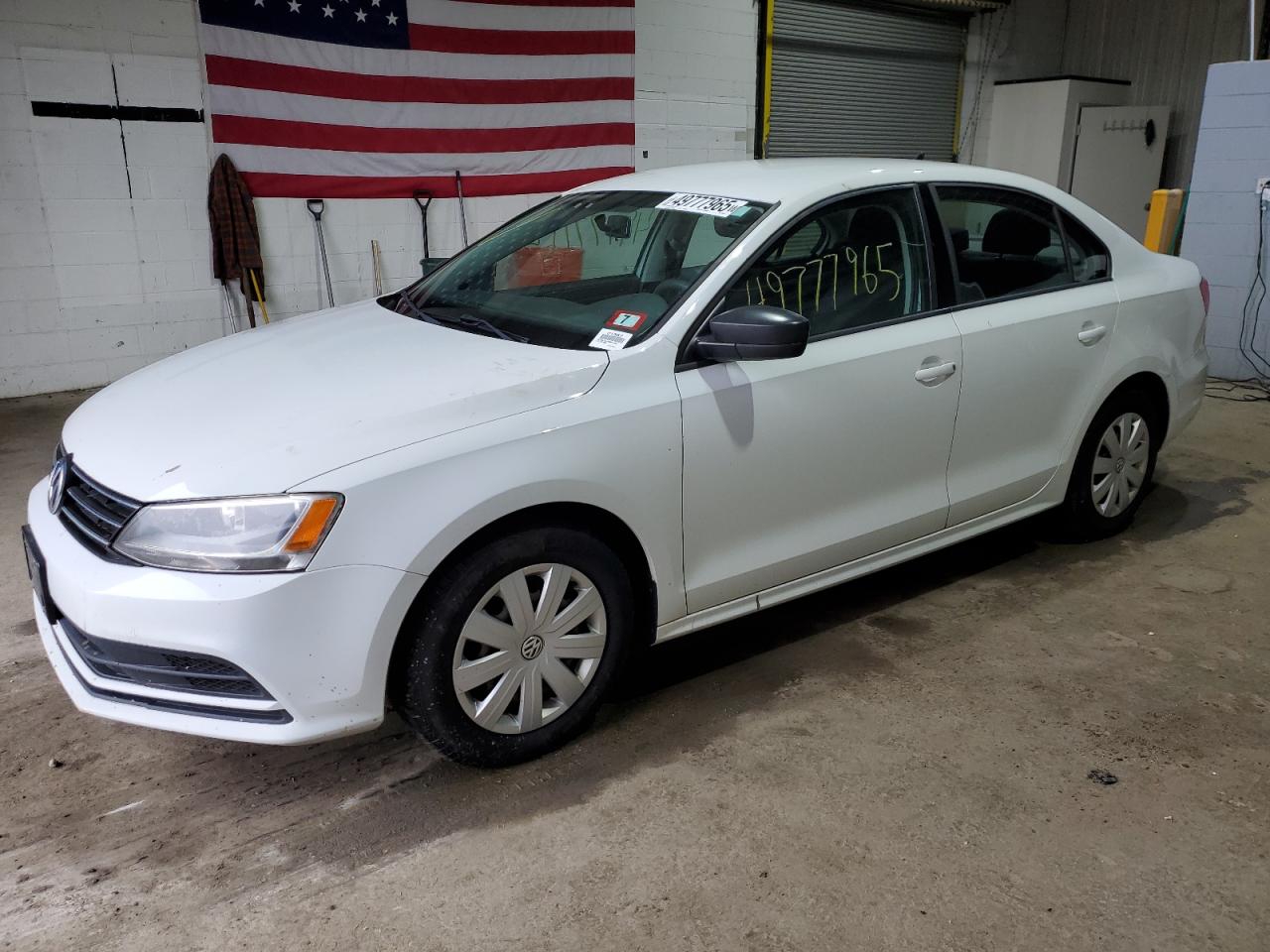 VOLKSWAGEN JETTA BASE 2015