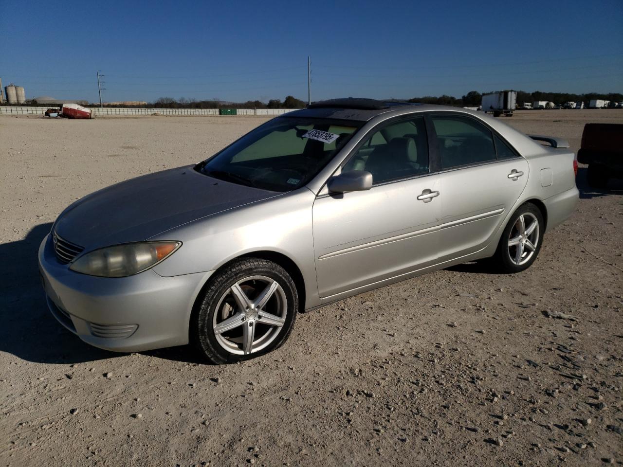 TOYOTA CAMRY LE 2005