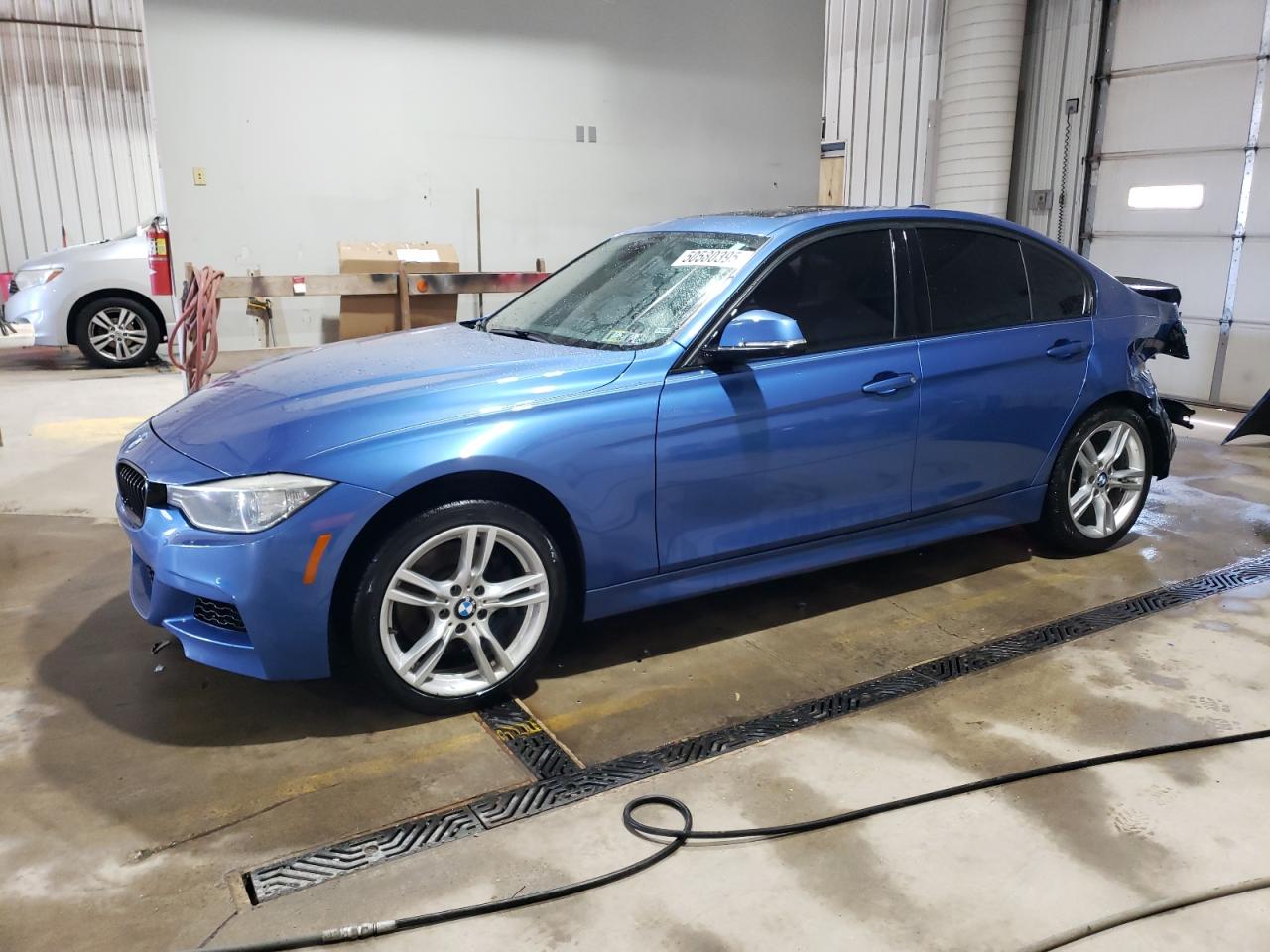 BMW 328 XI SUL 2013
