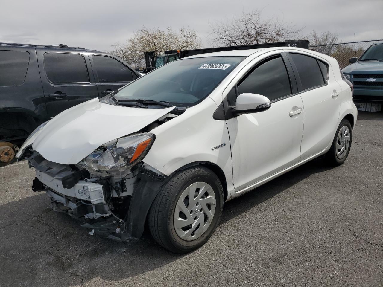 TOYOTA PRIUS C 2016