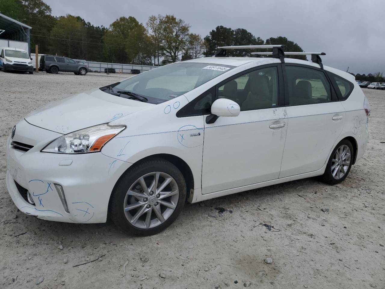 TOYOTA PRIUS V 2014