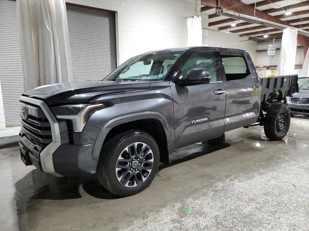 TOYOTA TUNDRA CRE 2023