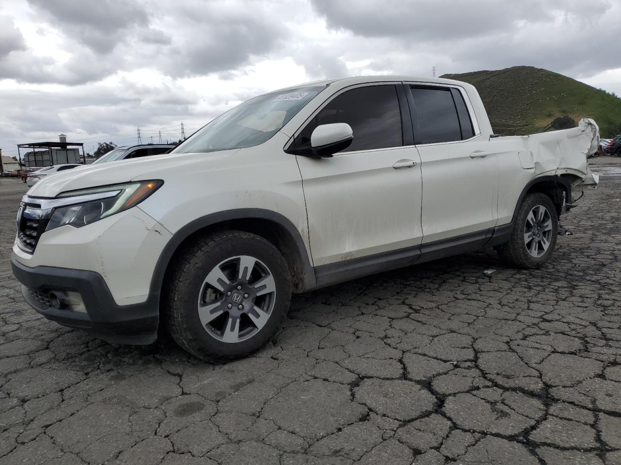 HONDA RIDGELINE 2019