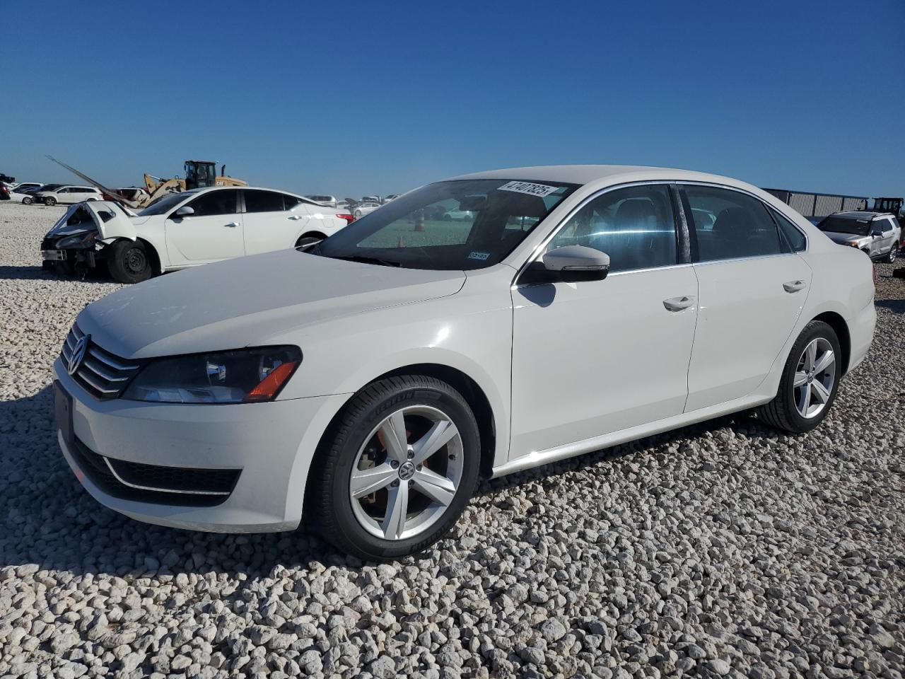 VOLKSWAGEN PASSAT S 2014