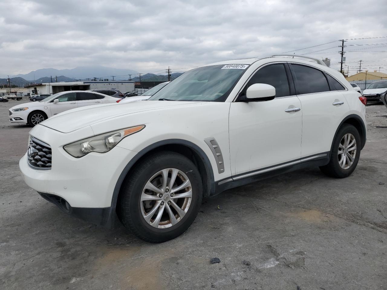 INFINITI FX35 2011
