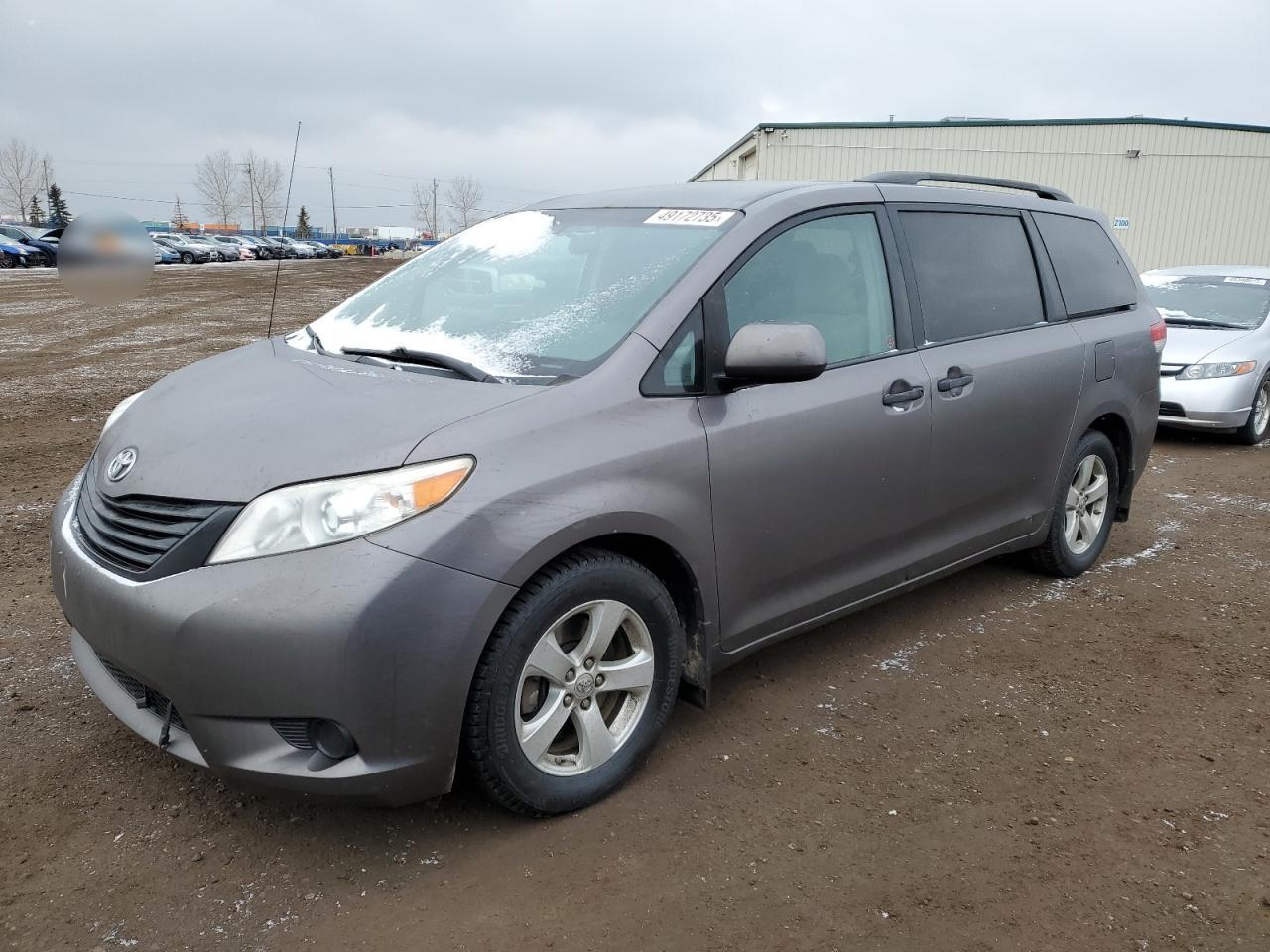 TOYOTA SIENNA 2011