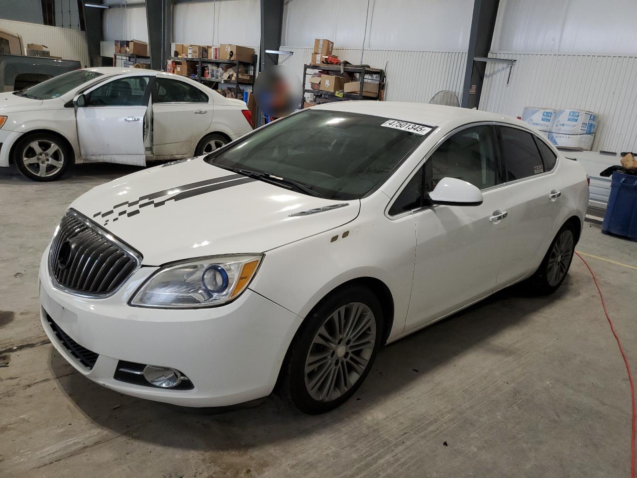 BUICK VERANO 2013