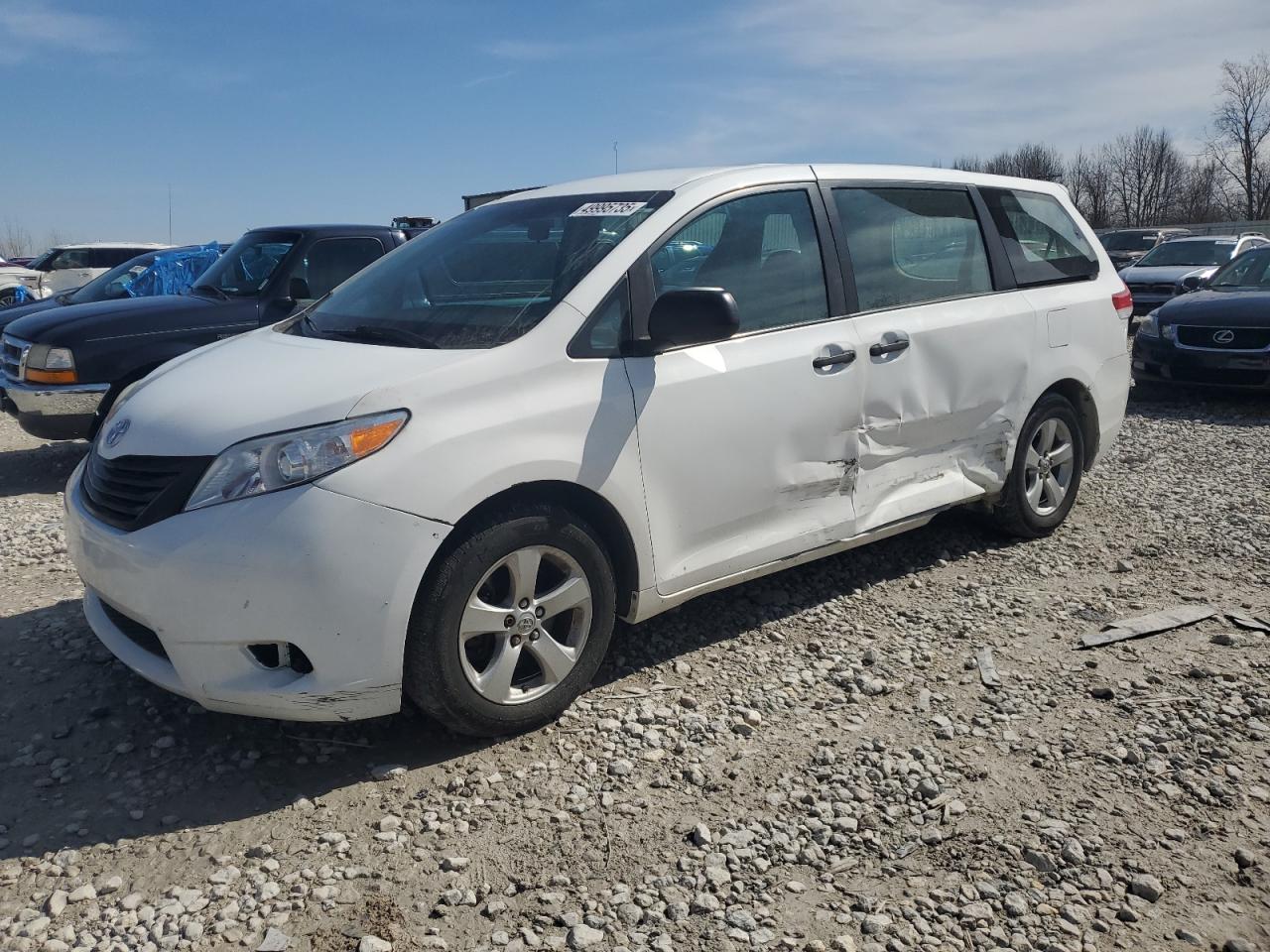 TOYOTA SIENNA 2011