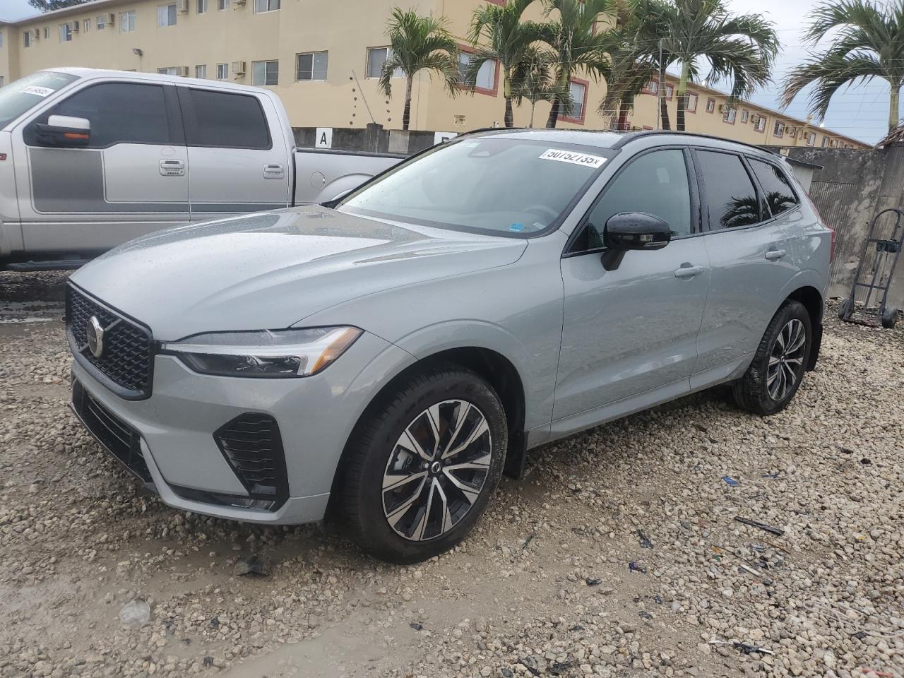 VOLVO XC60 CORE 2024