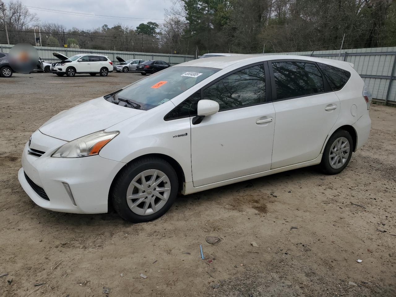 TOYOTA PRIUS V 2012