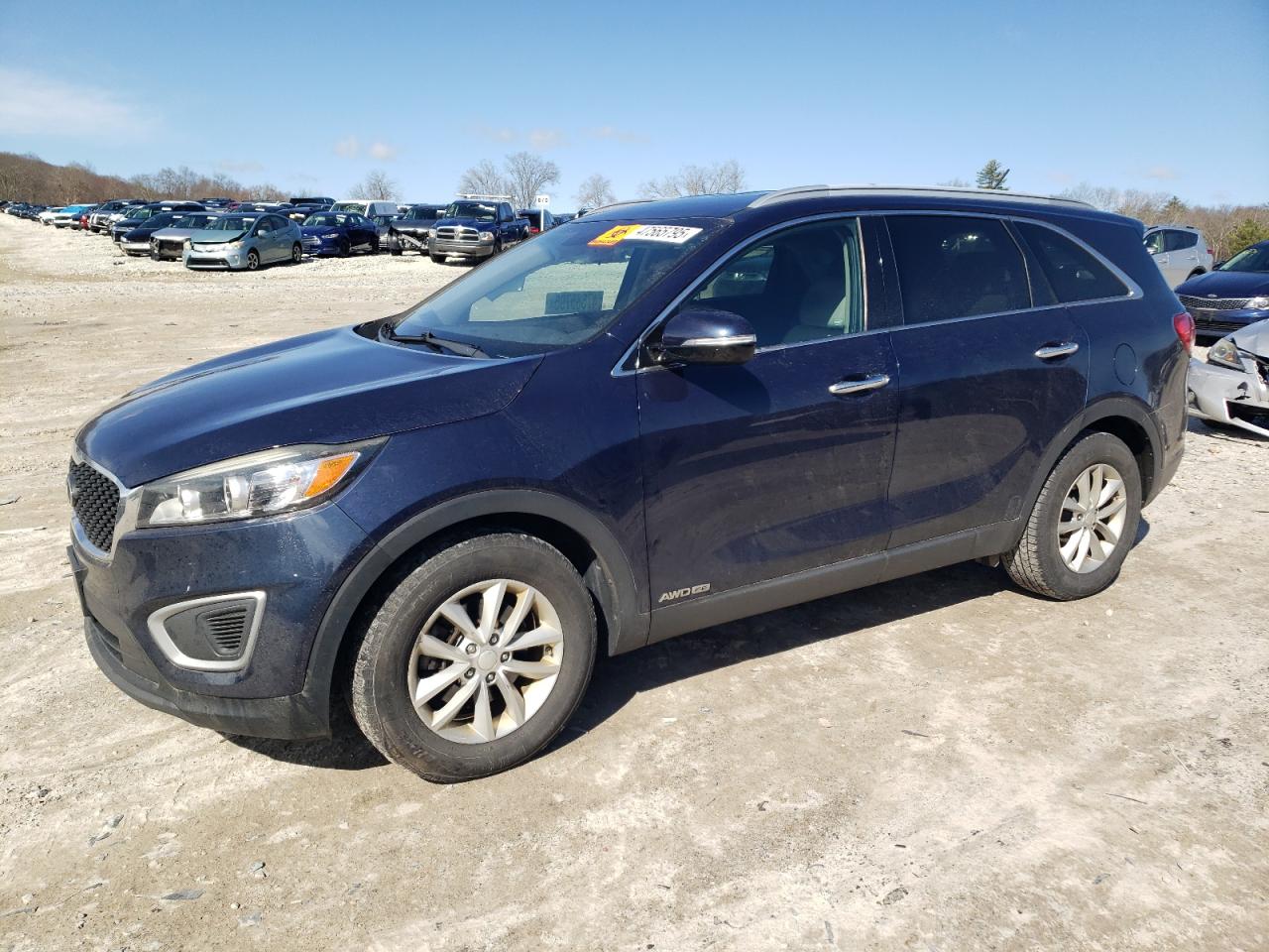 KIA SORENTO LX 2017