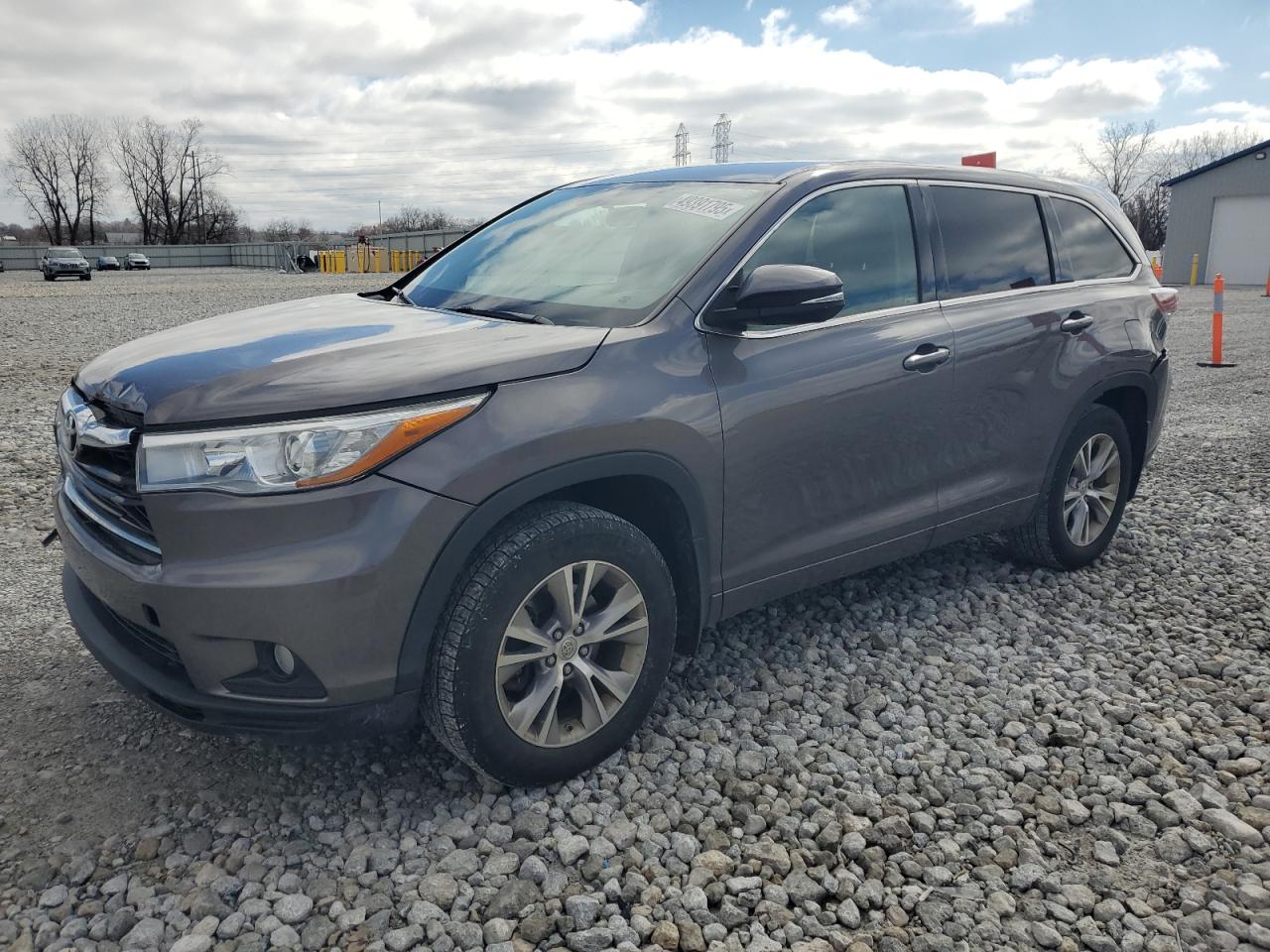 TOYOTA HIGHLANDER 2015