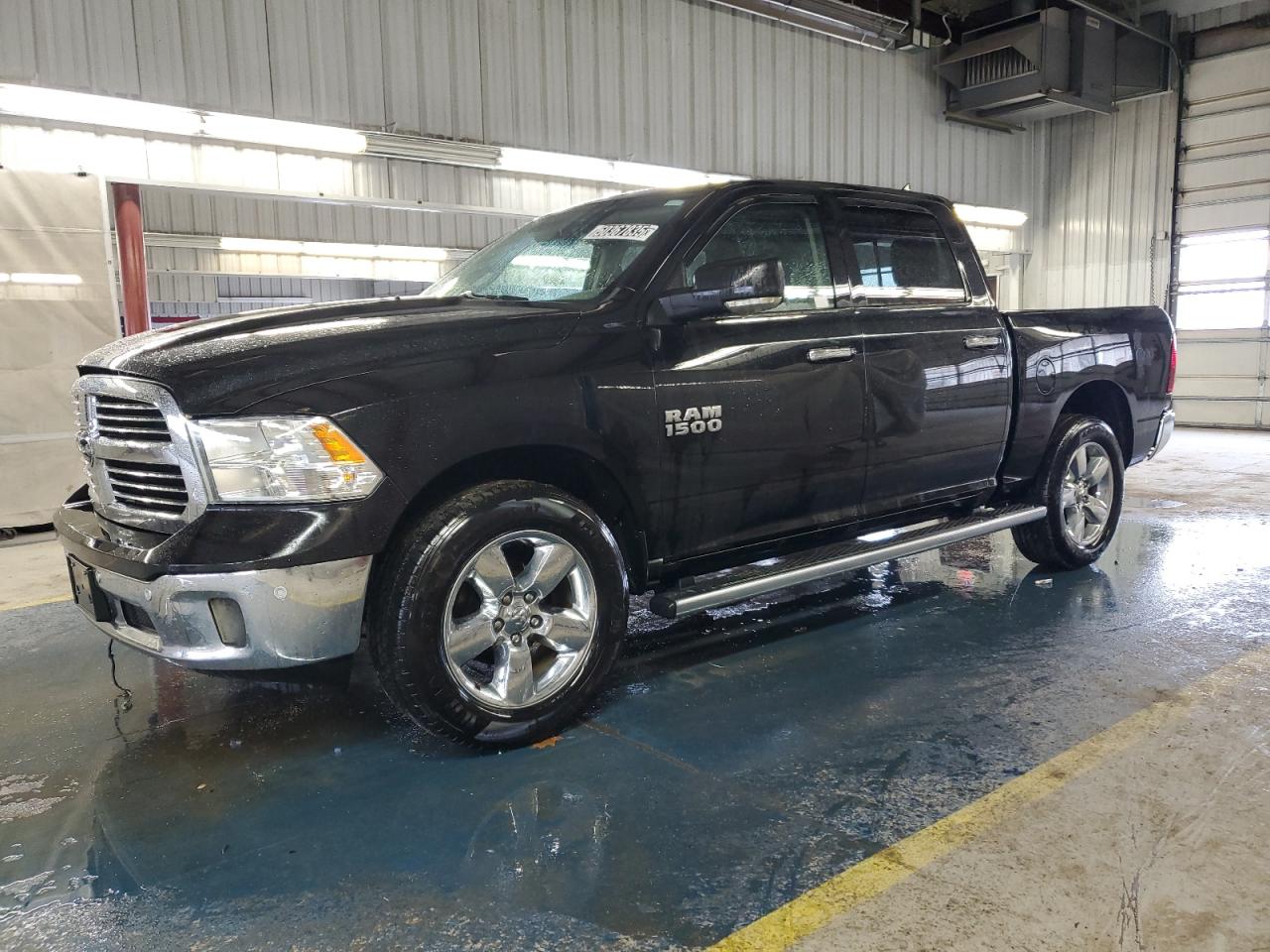 RAM 1500 SLT 2015