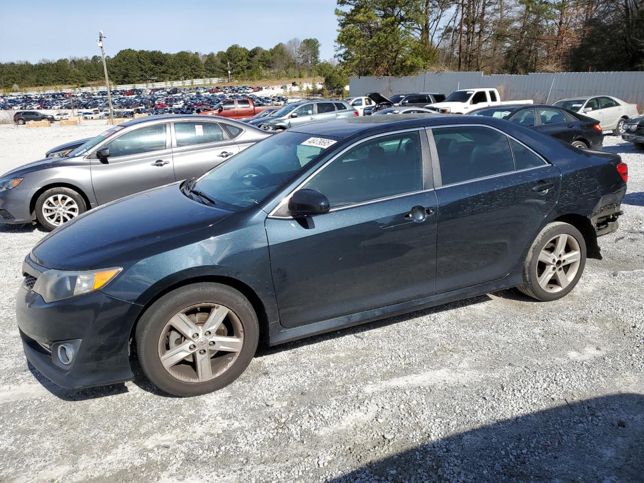 TOYOTA CAMRY L 2013