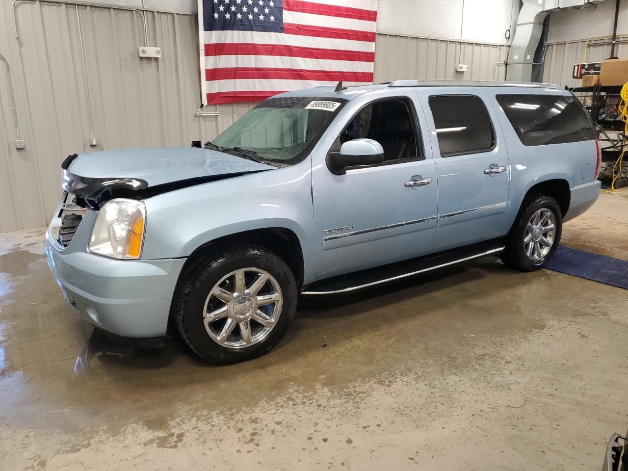 GMC YUKON XL D 2011