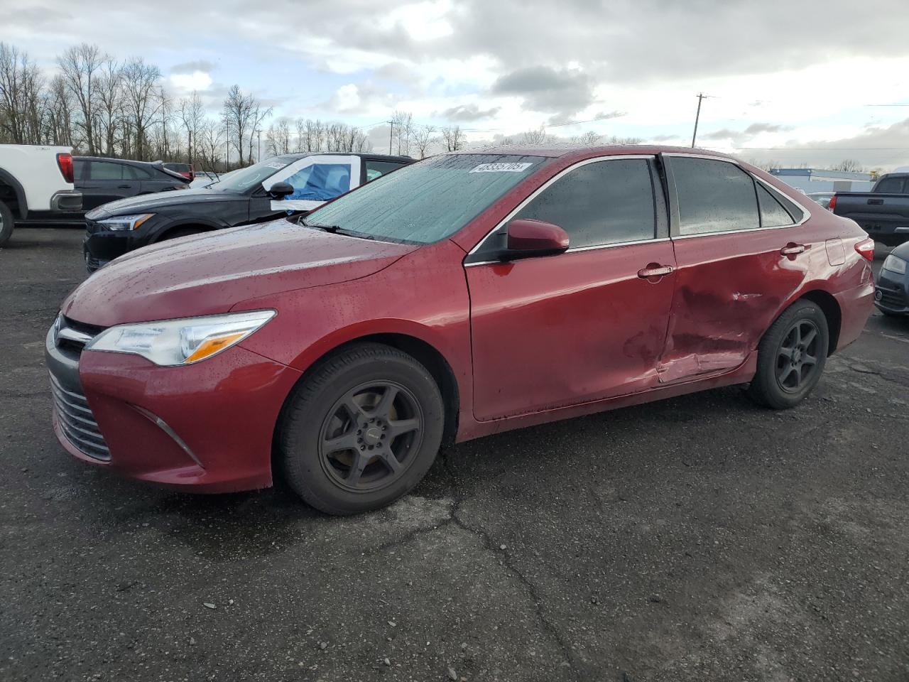 TOYOTA CAMRY LE 2016