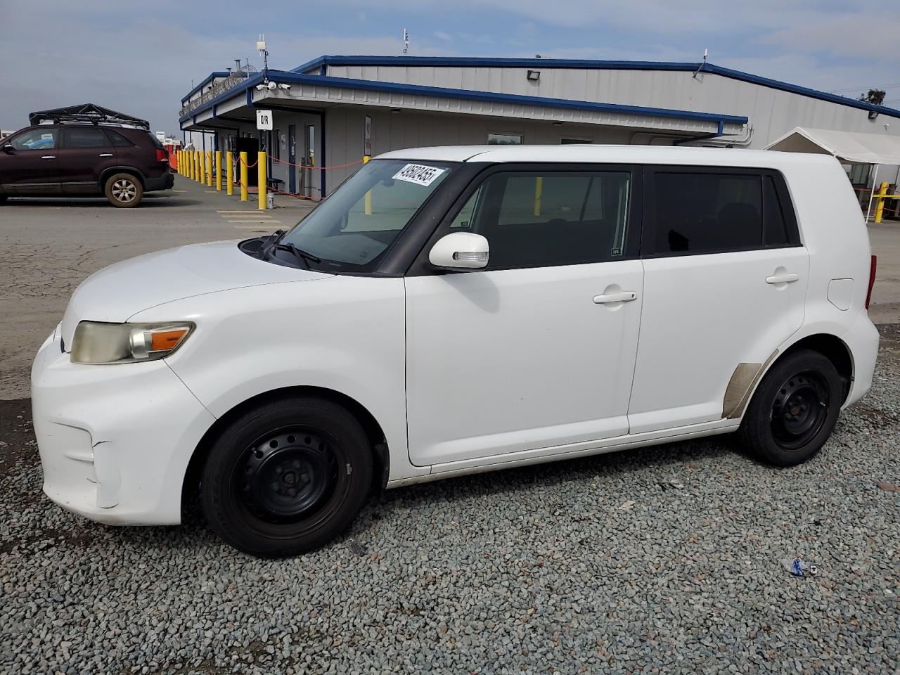TOYOTA SCION XB 2011