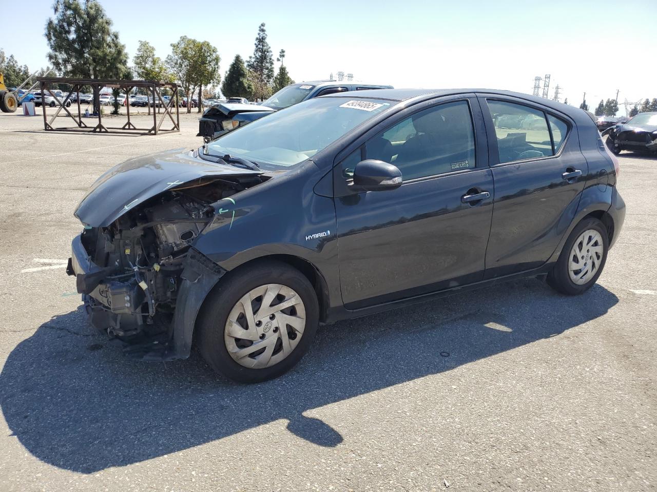 TOYOTA PRIUS C 2016