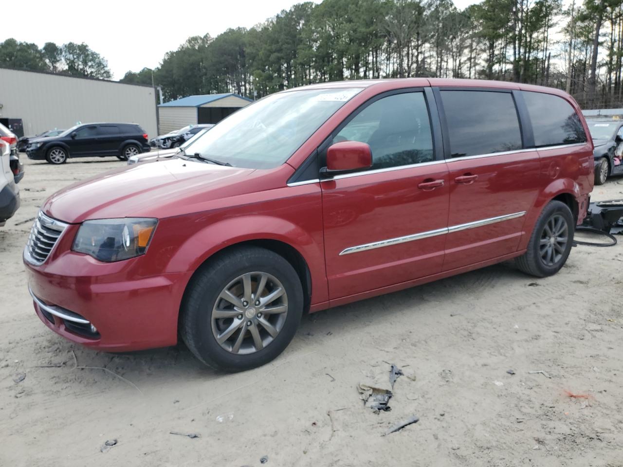 CHRYSLER TOWN & COUNTRY 2015